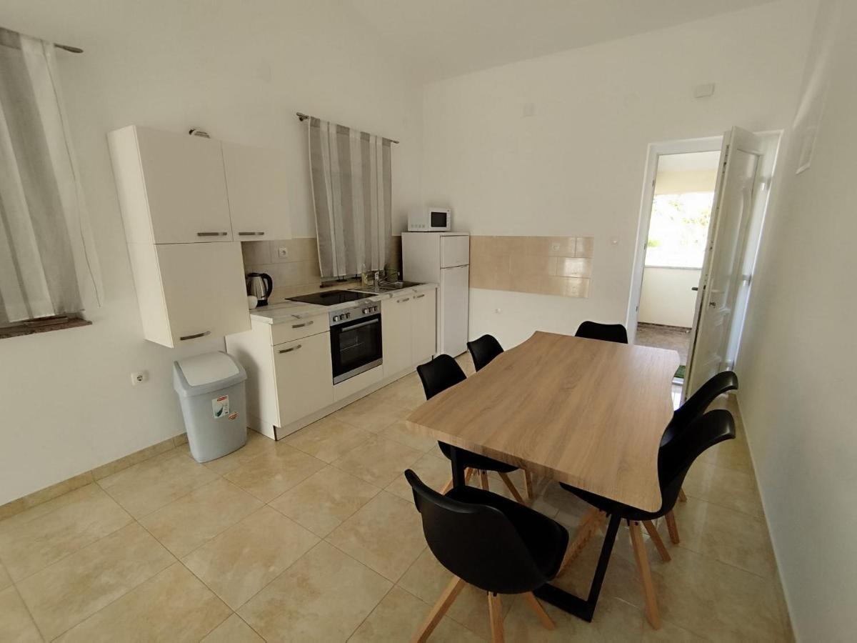 Apartmani Bakran Lopar Exterior photo